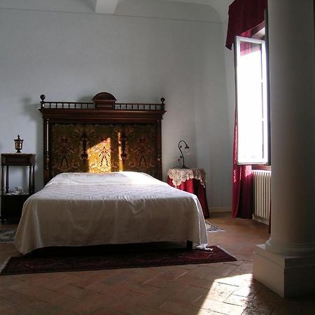الشقق الفندقية تْشيانشانو  تيرميفي  Palazzo Dell'Opera الغرفة الصورة